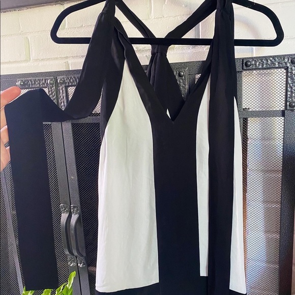 BCBGMaxAzria Black and White Professional Tie Tank - Picture 2 of 7